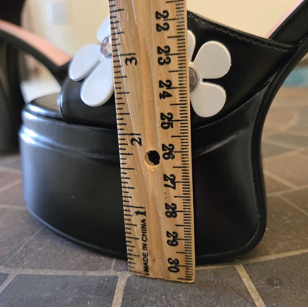 Dolls Kill Sugar Thrillz Pistol 2 Platform Heel Sandles - Picture 13 of 15